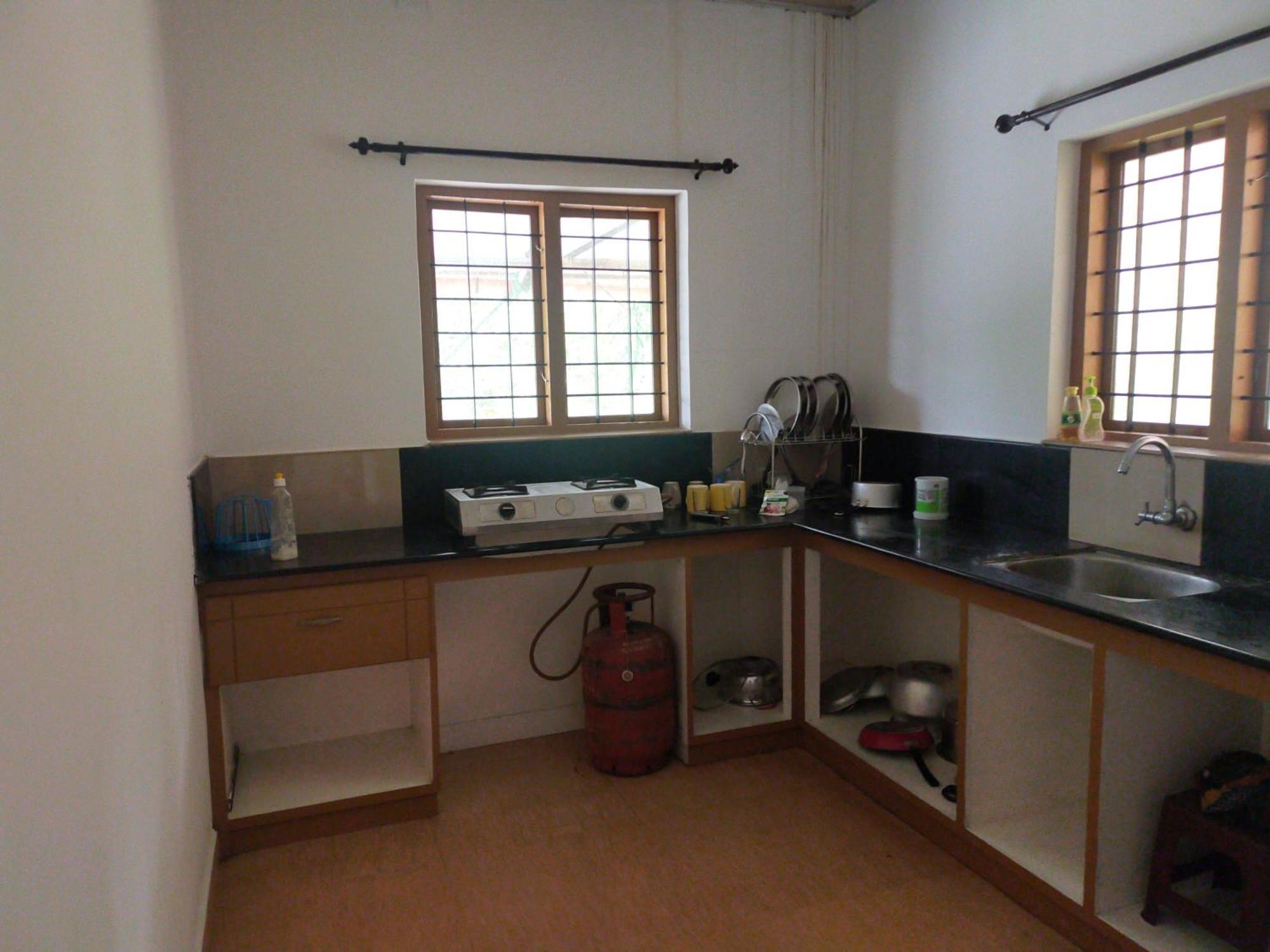 Anivilla Holiday Home Kunjithanny Anachal Exterior photo